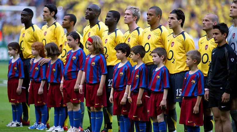 Arsenal trong trận chung kết C1 đầu tiên hè năm 2006