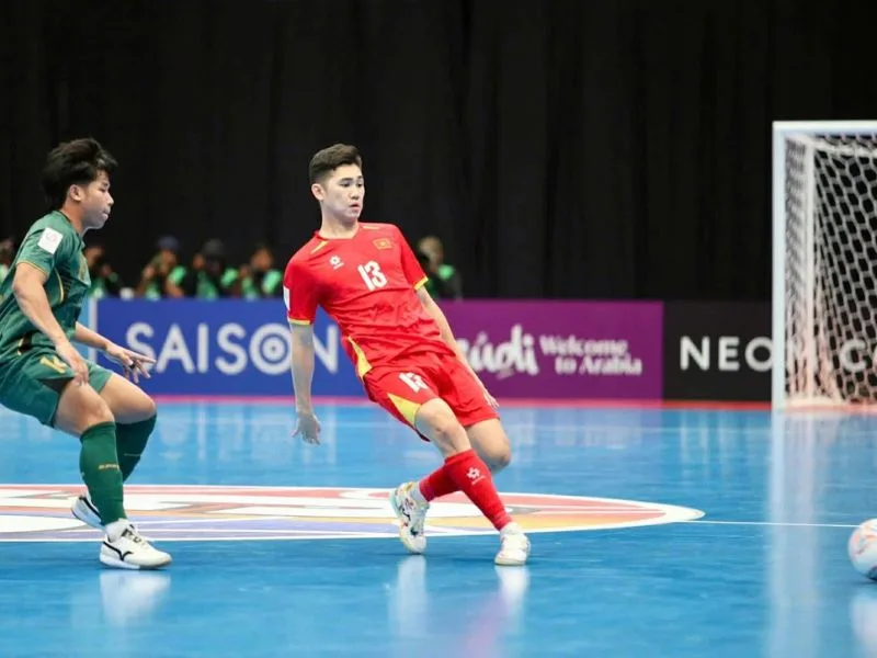 futsal la mon gi giai thich de hieu ve bong da trong nha